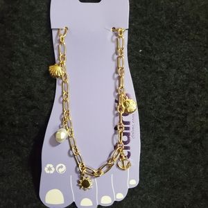 𝅺* New * 2/$15 or 3/$20 or 4/$25 - Claire's Anklet